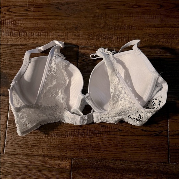 Kathy Ireland White Lace Push Up Wired Bra - Picture 2 of 4